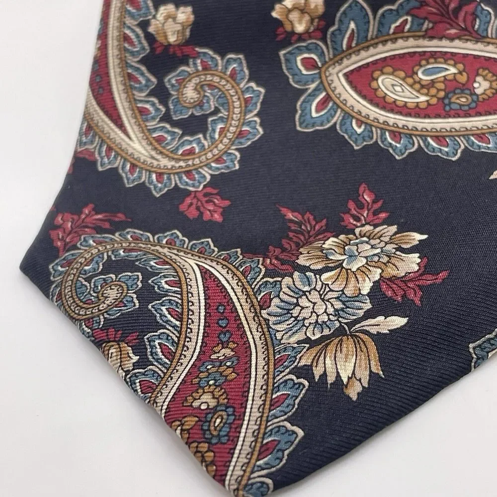 VTG Sutter and Grant Black Paisley 100% Silk Men's Neck Tie  USA Long‎ 61